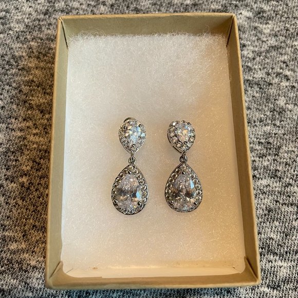 Diamond Teardrop Dangle Drop Earrings - Picture 4 of 4